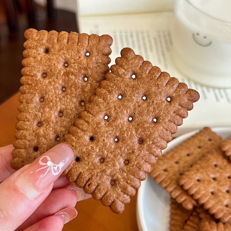 牛奶巧克力味牛奶饼干 牛奶巧克力味牛奶饼干