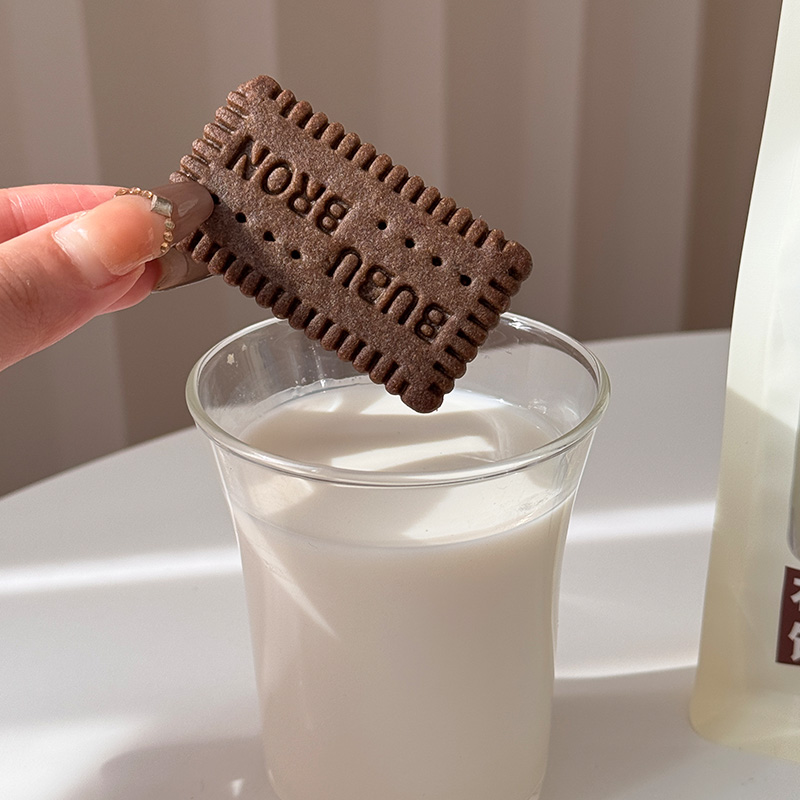 高钙和铁可可味饼干