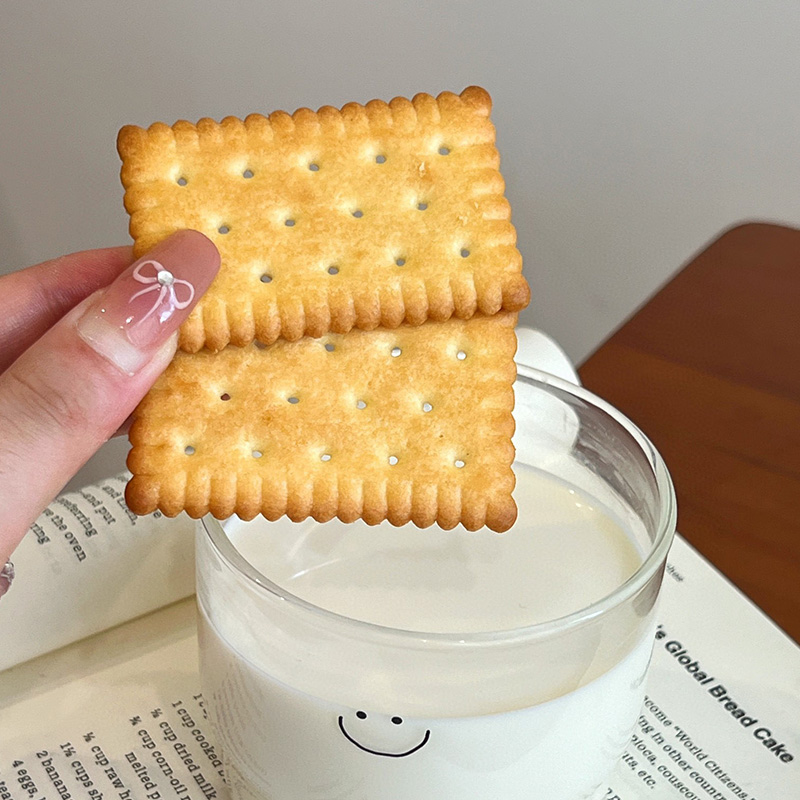 牛奶味牛奶饼干